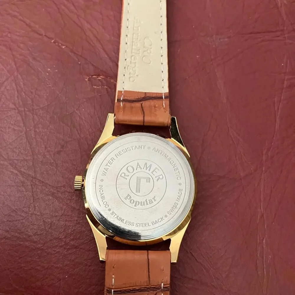 💁🏽‍♂️‎ Vintage Roamer hand wind 1970s Vintage Gold and Brown Men's Watch